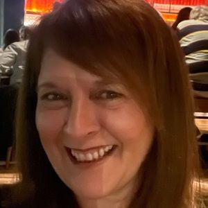 Meet your Posher, Andrea